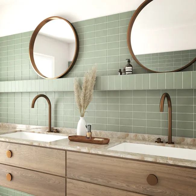 découvrez les avantages et les inconvénients de peindre le carrelage de votre salle de bain pour savoir si c'est une bonne ou mauvaise idée avant de vous lancer.