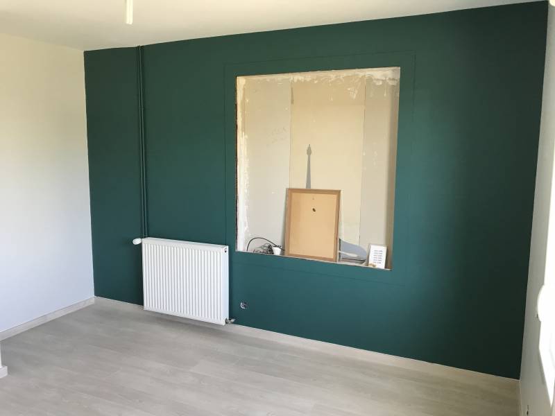 peinture appartement 3 découvrez nos conseils et services professionnels pour la peinture d'appartement, afin de rafraîchir et personnaliser votre intérieur avec style et qualité.