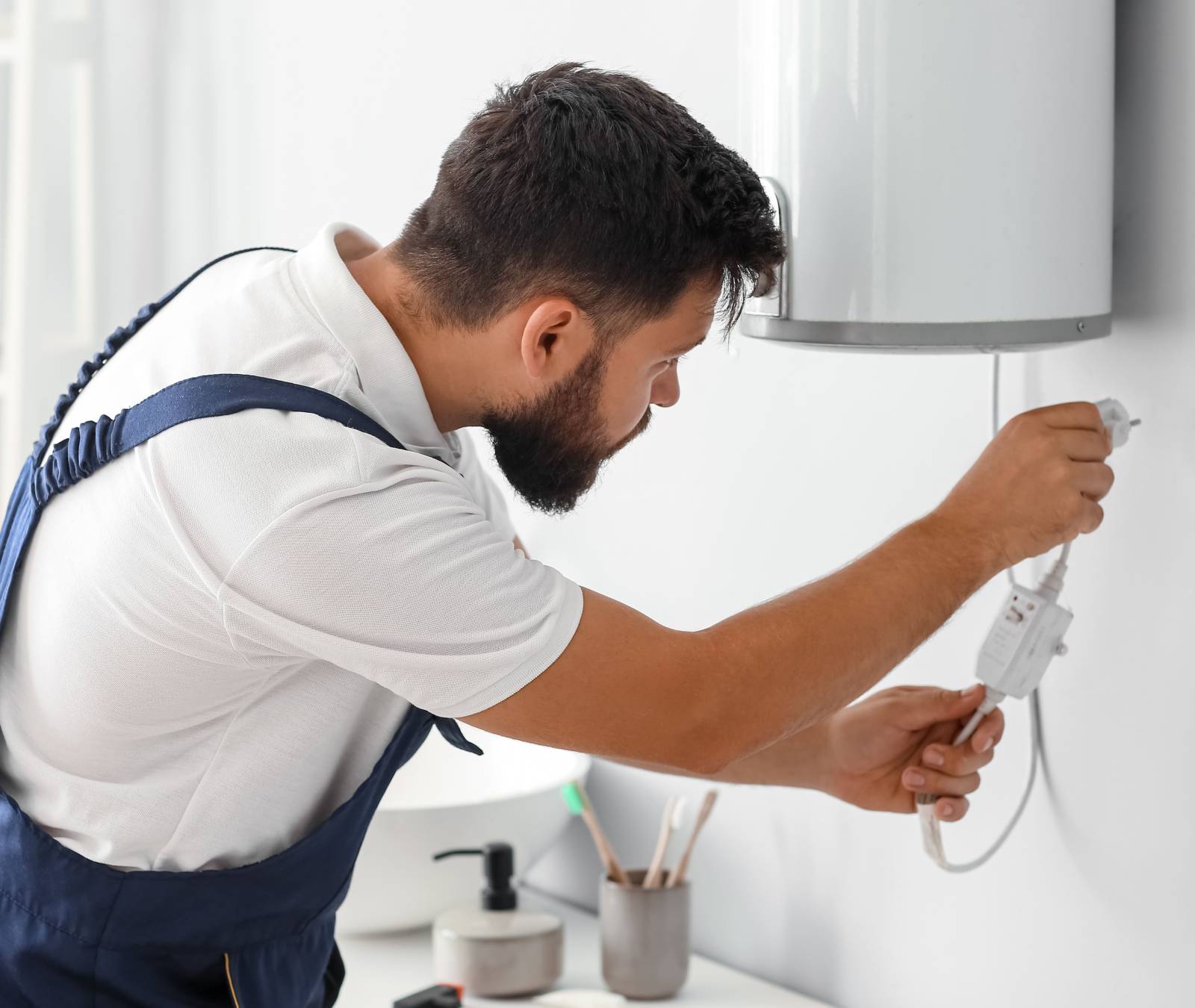 service de plomberie d'urgence 24h à paris avec belmard. intervention rapide et fiable pour tous vos problèmes de plomberie, jour et nuit.