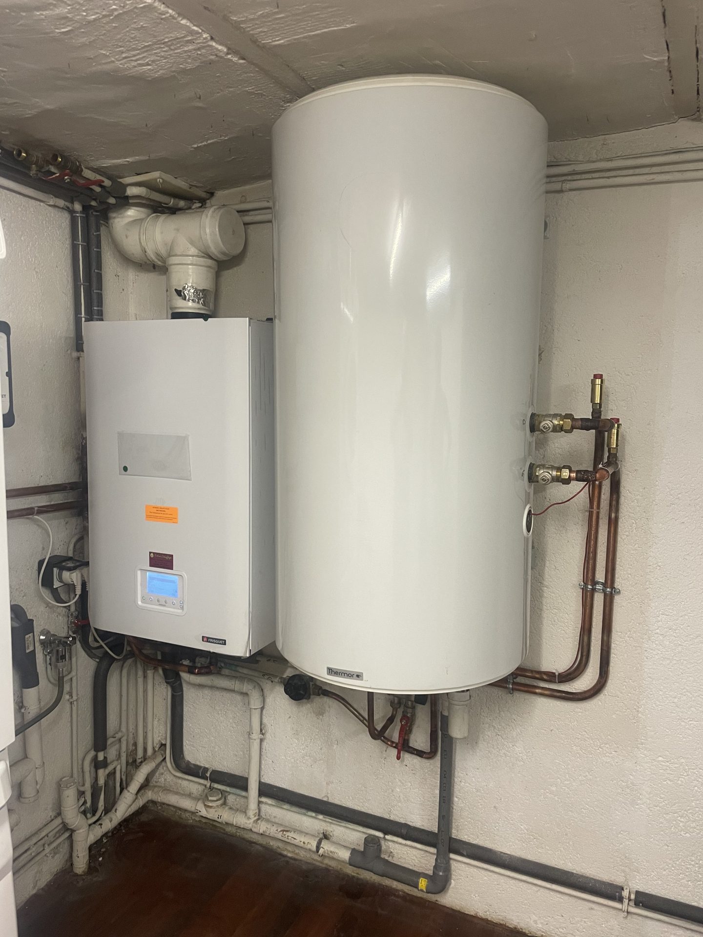 découvrez nos services de plomberie fiables à boulogne-billancourt, pour des interventions rapides et de qualité assurant votre confort et sécurité.