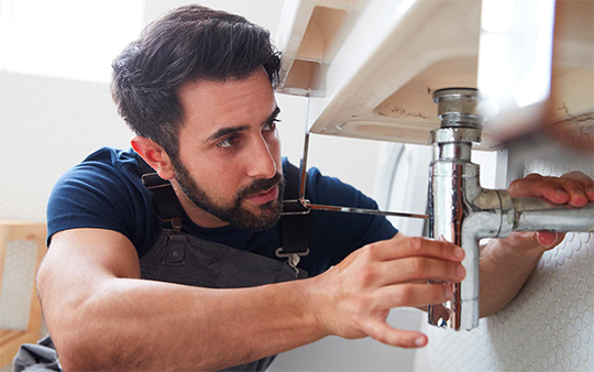 découvrez un plombier fiable à paris pour tous vos besoins en plomberie. intervention rapide, qualité assurée et tarifs compétitifs pour votre tranquillité.