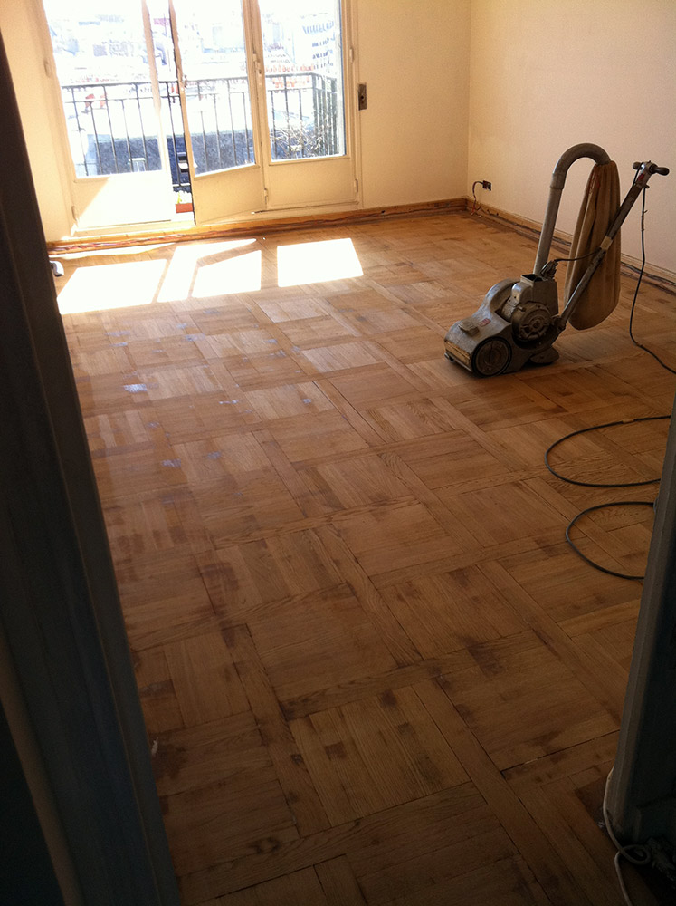 service professionnel de pose de parquet à paris 13ème. qualité, rapidité et finition soignée pour tous types de parquet.