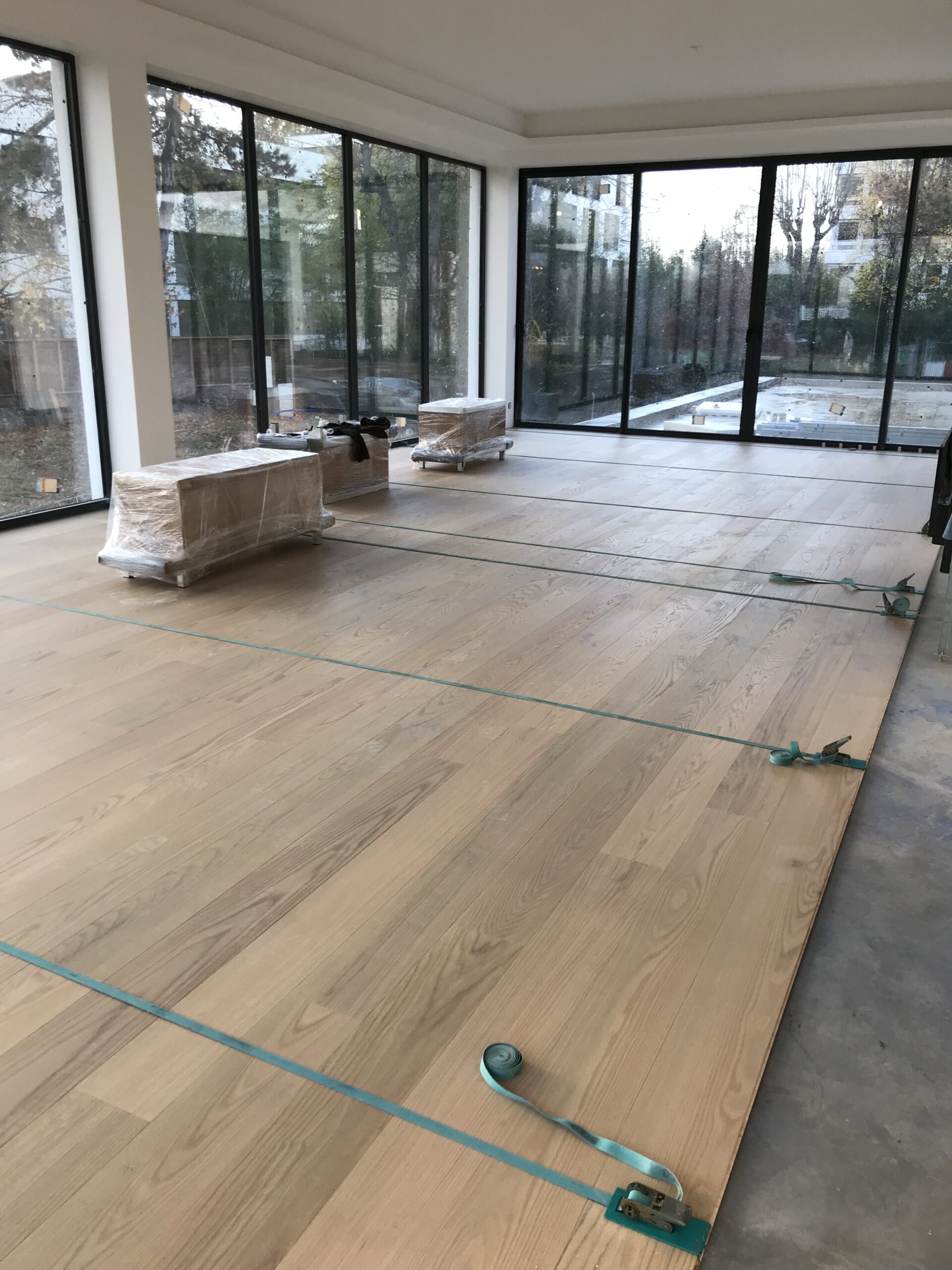 découvrez nos conseils et techniques innovantes pour poser votre parquet en 2025, alliant design moderne et durabilité.