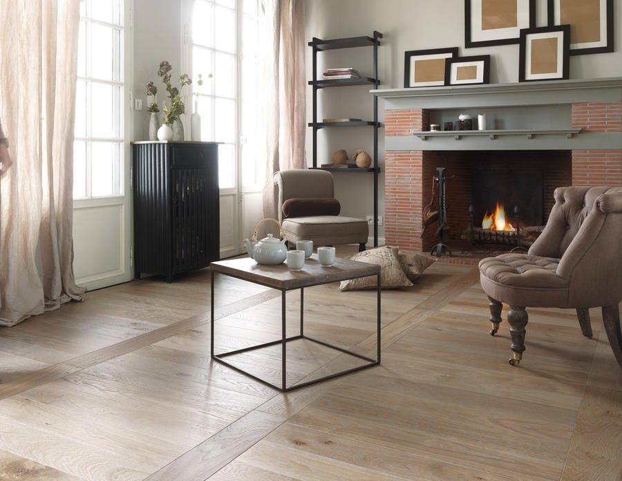 découvrez nos conseils pratiques pour poser votre parquet vous-même facilement et rapidement, même sans expérience préalable.