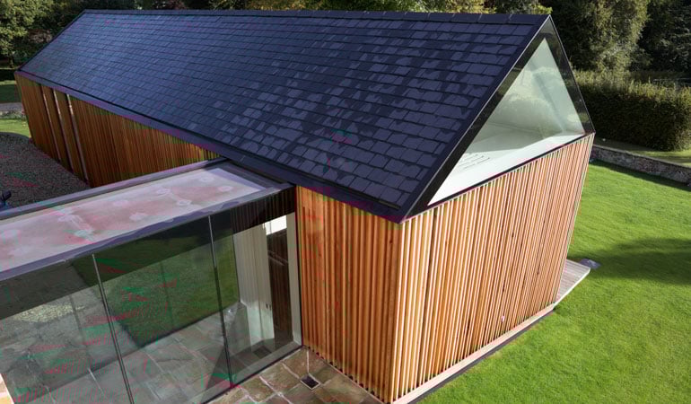 découvrez le prix d'un agrandissement de maison en bois, les facteurs influençant le coût et nos conseils pour un projet réussi.