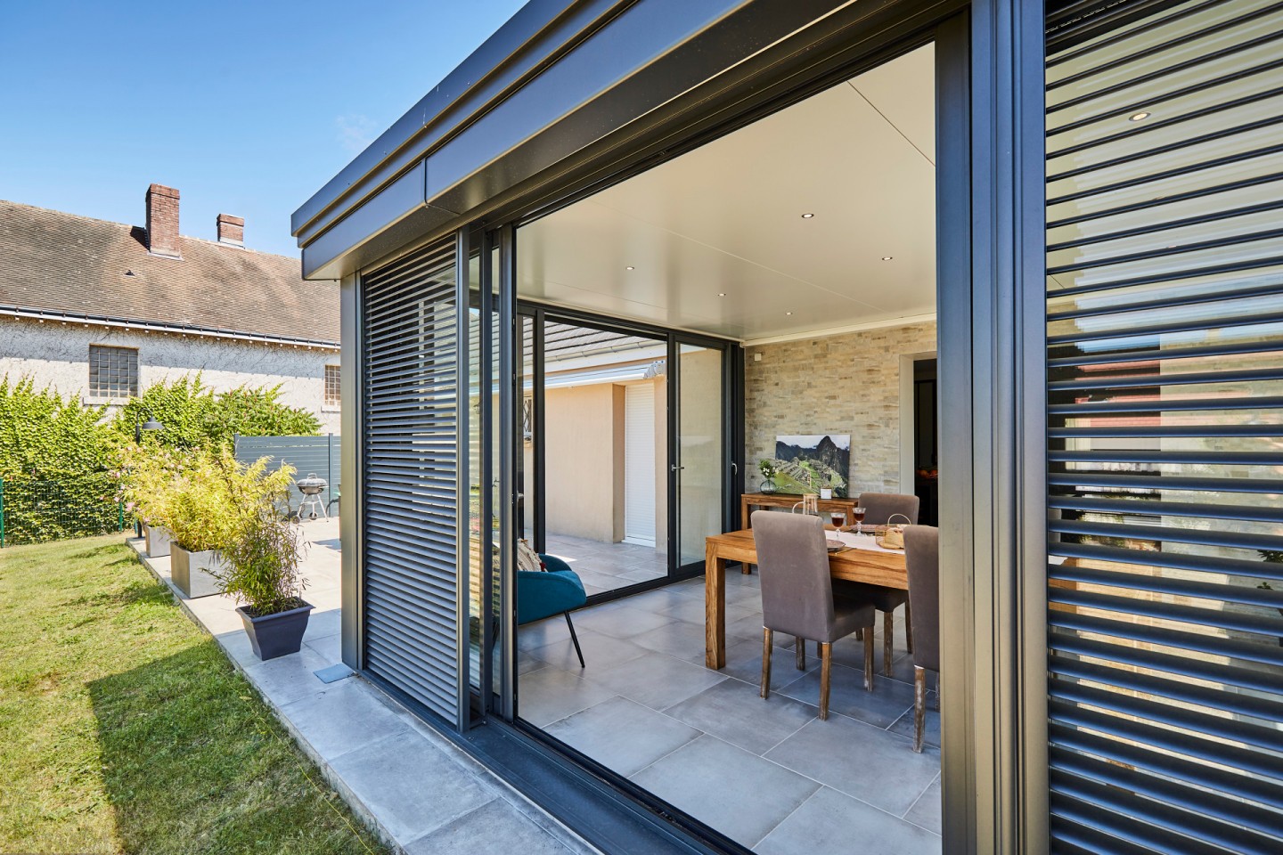 découvrez comment optimiser votre budget pour une extension avec un architecte. nos conseils et tarifs clairs pour un projet réussi.