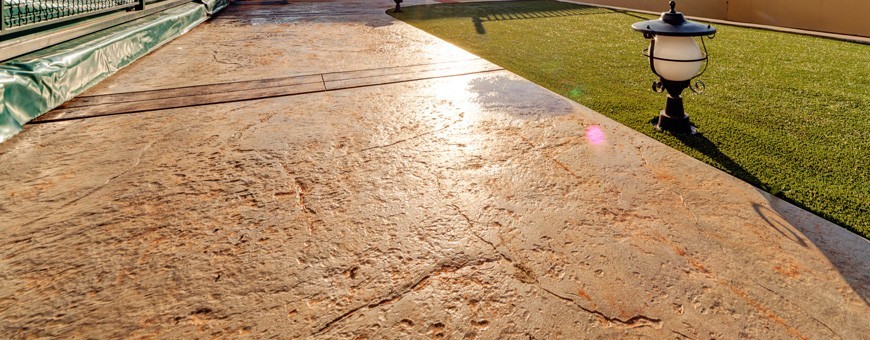 découvrez les prix du béton décoratif extérieur pour sublimer vos espaces extérieurs avec élégance et durabilité. obtenez un devis personnalisé selon vos besoins et votre budget.