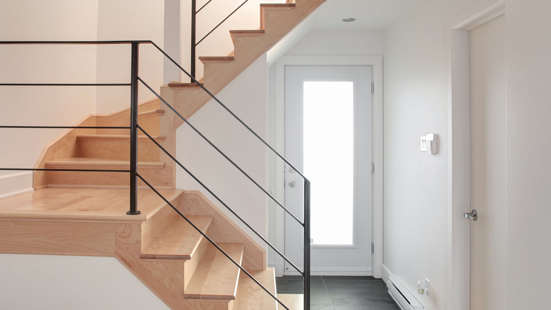 découvrez les prix pour le changement d'escalier : conseils, tarifs moyens et facteurs influençant le coût de votre rénovation d'escalier.