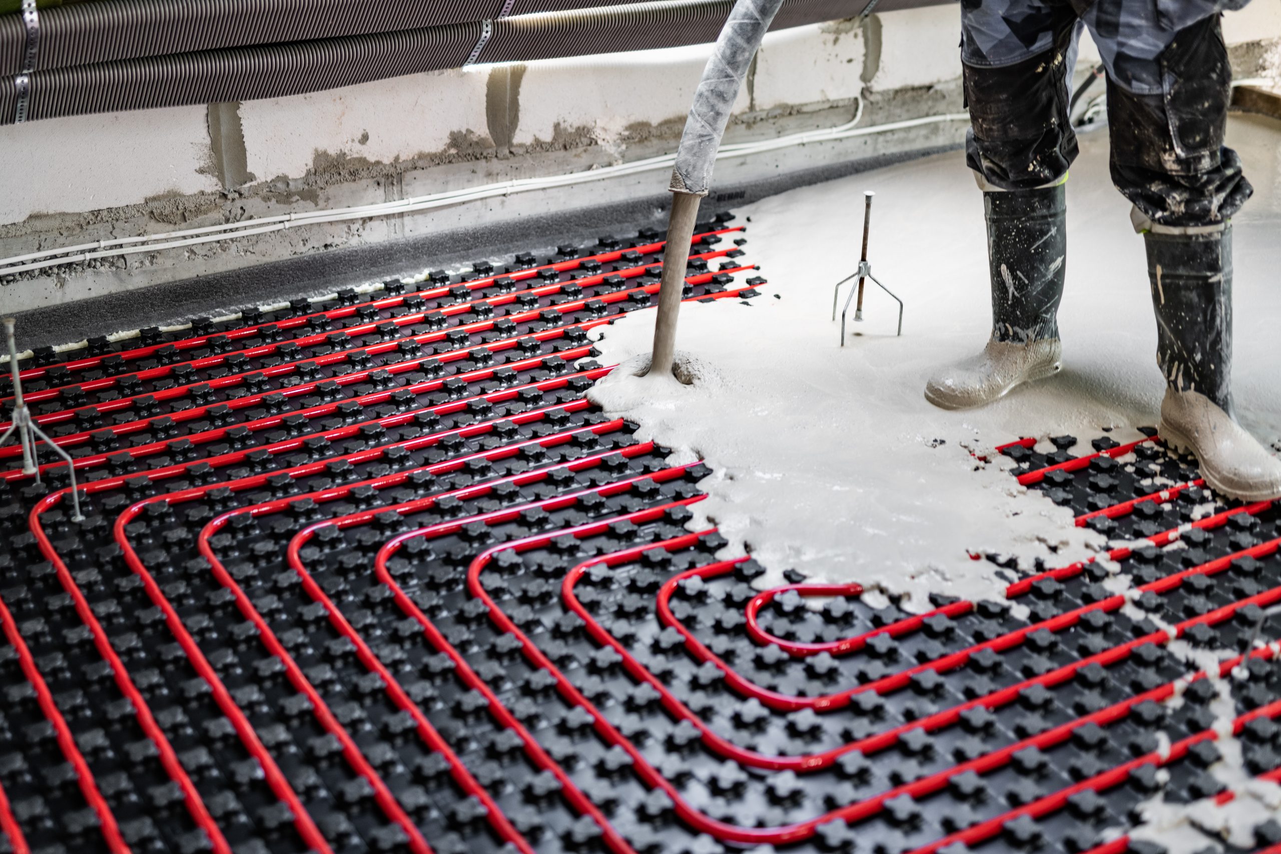 découvrez le prix au m² pour une chape de plancher chauffant, avec une estimation détaillée des coûts selon les matériaux et la pose.