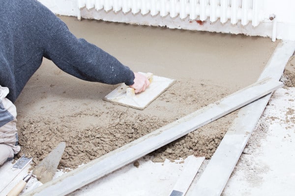 découvrez les prix au mètre carré pour la chape de terrasse et obtenez un aperçu complet des coûts pour réussir votre projet de construction ou rénovation.