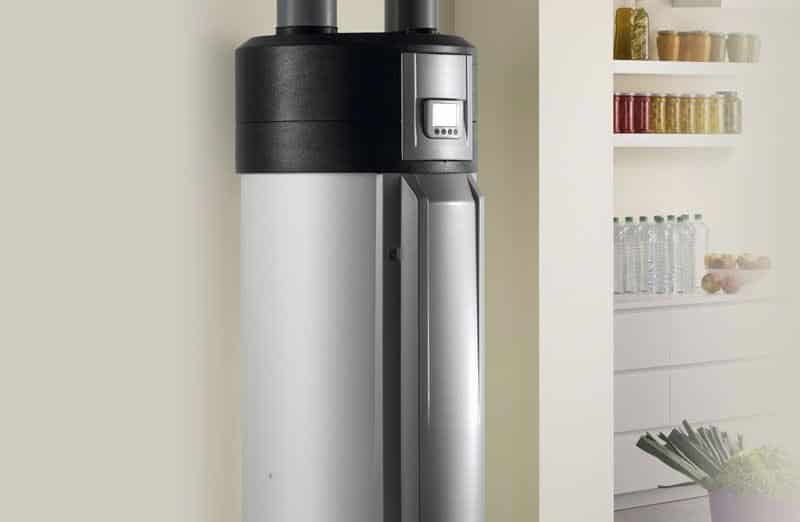 découvrez le prix d'un chauffe-eau thermodynamique installé, incluant les coûts d'achat et d'installation, pour optimiser votre consommation d'énergie et réaliser des économies.