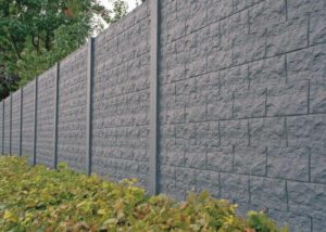 découvrez le prix d'une clôture en béton, un choix durable et esthétique pour sécuriser et valoriser votre propriété. comparaison des tarifs et conseils pour bien choisir.