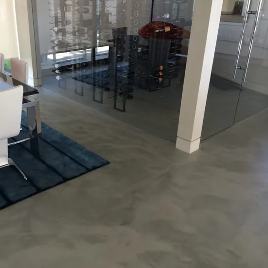 découvrez les prix de l'époxy pour sols, avec un guide complet des coûts selon les types de revêtements et les surfaces à couvrir.