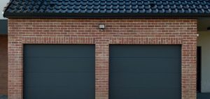 découvrez les prix pour construire un garage en parpaing double, avec une estimation détaillée des coûts selon les matériaux et la surface.