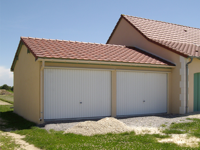 découvrez les prix des garages préfabriqués en béton : un choix durable et économique pour protéger votre véhicule. comparez les tarifs et trouvez la meilleure option adaptée à vos besoins.