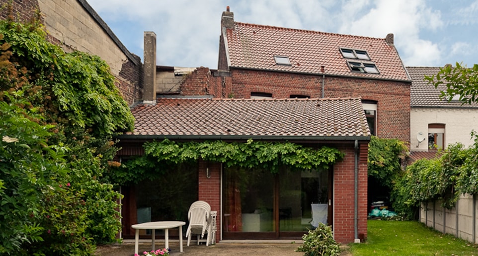 découvrez le prix au m² pour une extension de maison en brique, un choix durable et esthétique pour agrandir votre habitation avec qualité.