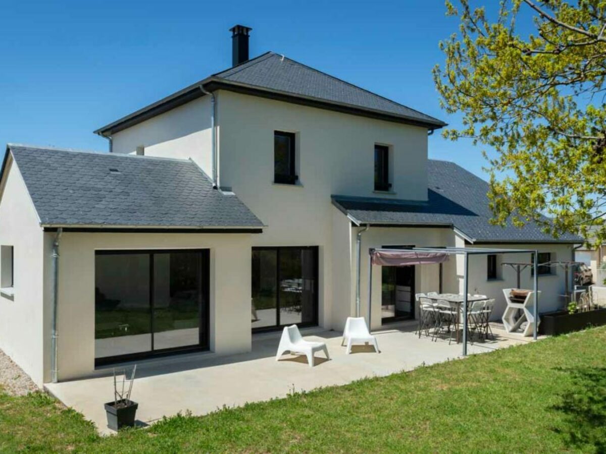 découvrez le prix au m² pour une façade neuve et obtenez une estimation précise pour vos travaux de rénovation ou de construction.