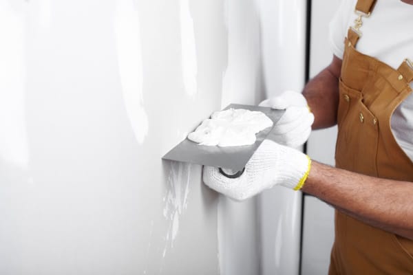 découvrez les prix au m2 pour les travaux d'intérieur afin de mieux planifier votre budget rénovation.