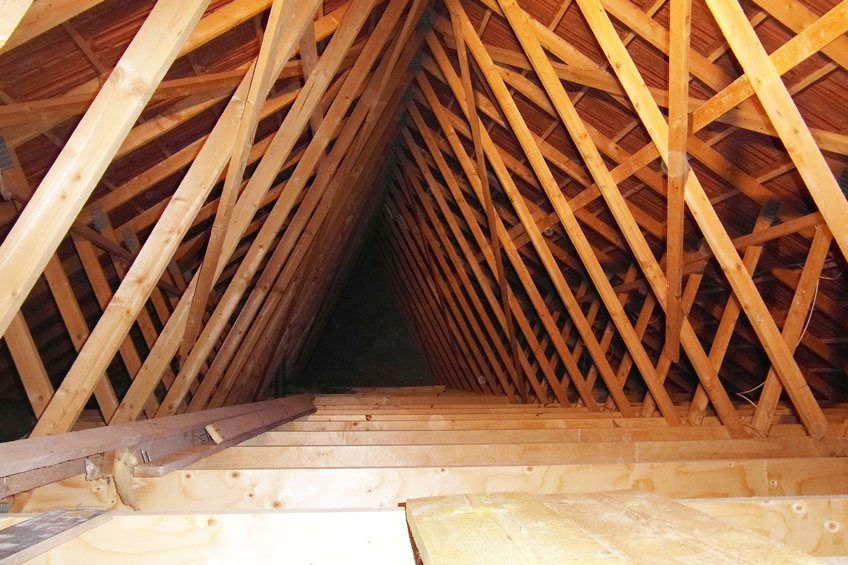 découvrez le prix de la modification de charpente et obtenez des conseils pour estimer le coût de vos travaux de rénovation de toiture.