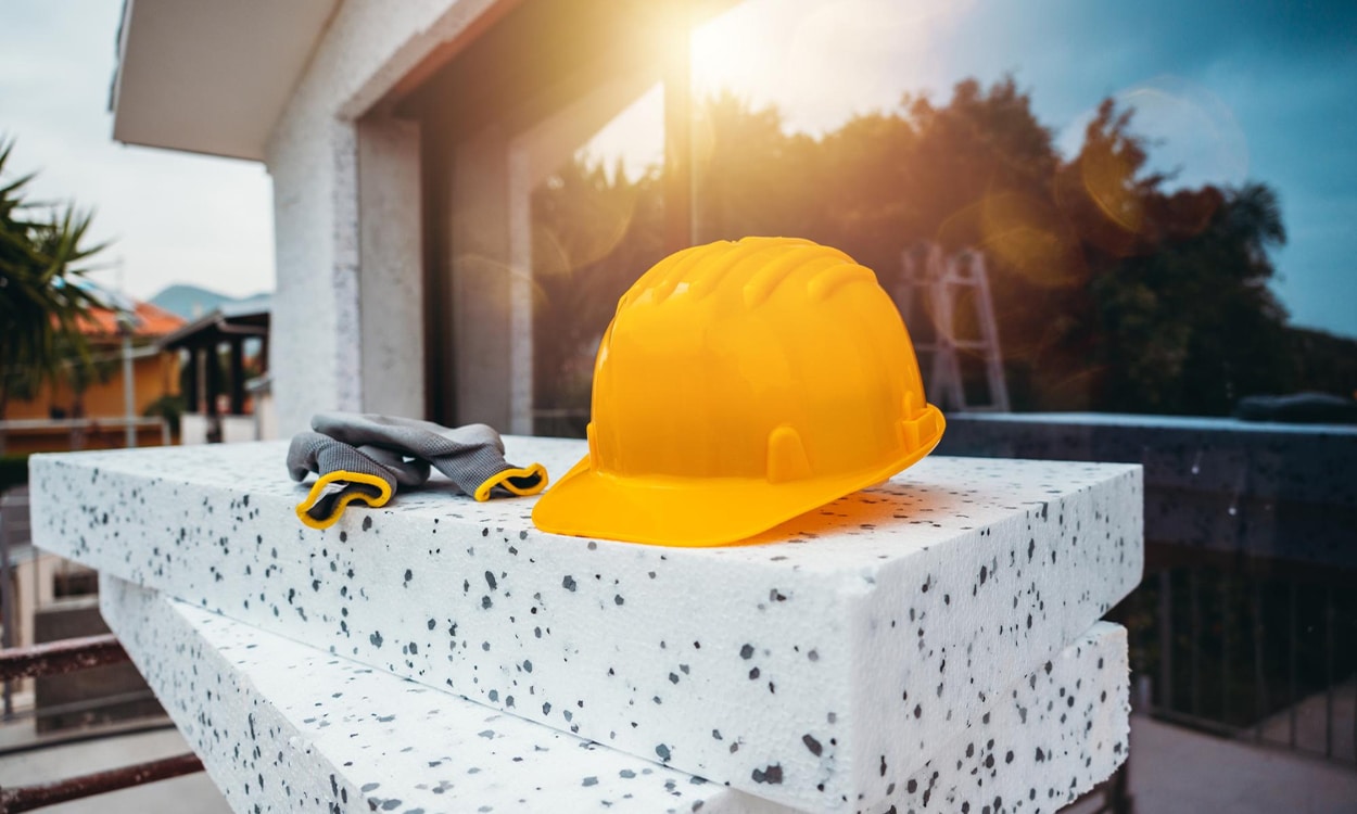 découvrez les tarifs pour la peinture extérieure d'une surface de 100m² et obtenez un devis précis pour vos travaux de rénovation.