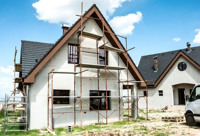 découvrez le prix moyen pour la peinture d'une maison de 120m², incluant les coûts des matériaux et de la main-d'œuvre, pour mieux planifier votre budget rénovation.