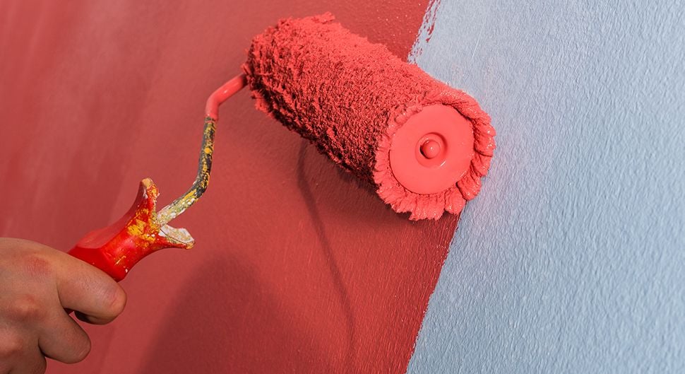 découvrez nos conseils pour estimer le prix de la peinture d'une maison de 130m², réussir vos travaux et réaliser des économies efficaces.