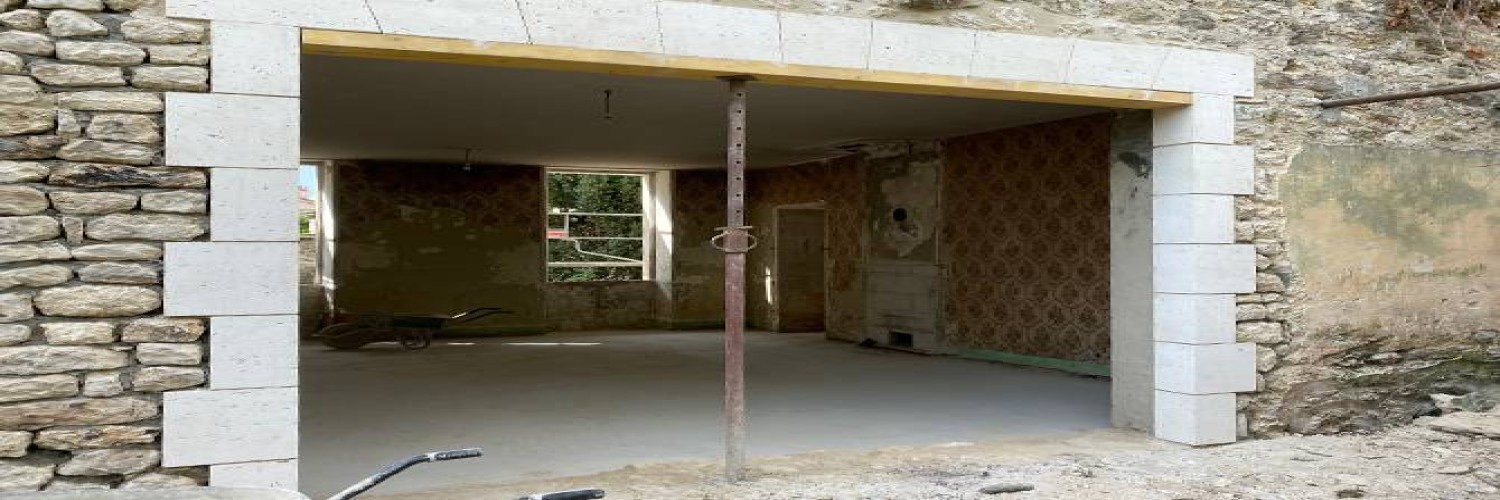 découvrez les prix pour l'installation d'une porte dans un mur porteur, conseils et devis pour sécuriser vos travaux de rénovation.