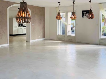 découvrez les prix de la pose de béton ciré au m² pour vos projets de rénovation et décoration. conseils, tarifs et estimation détaillée pour un sol design et durable.