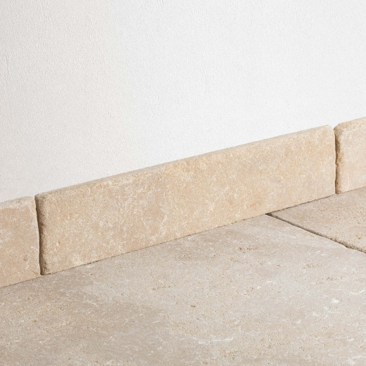 découvrez les prix pour la pose de plinthes en carrelage : tarifs, factors influençant le coût et conseils pour choisir le meilleur professionnel.