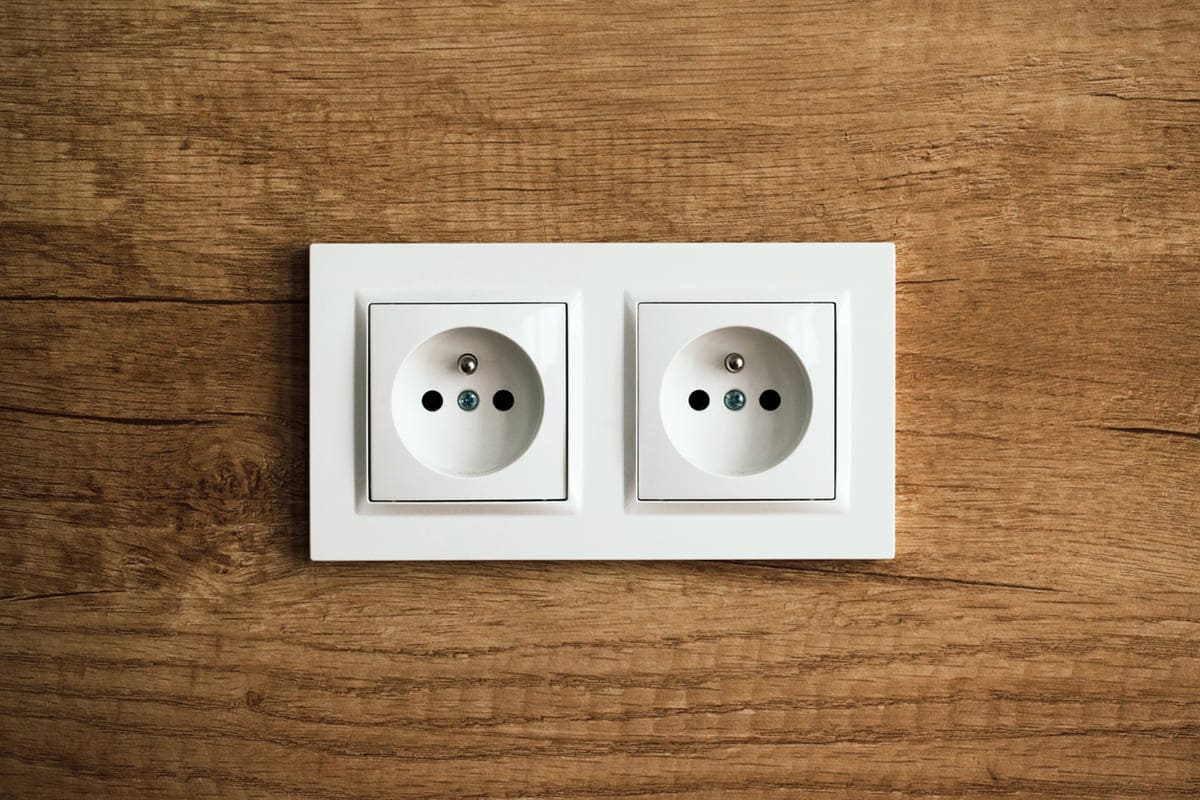 découvrez les prix pour la pose d'une prise de terre et les facteurs qui influencent son coût. obtenez des conseils pour bien choisir et sécuriser votre installation électrique.