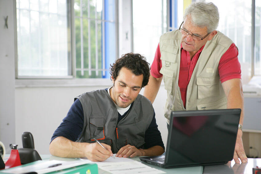 découvrez les prix moyens pour une rénovation électrique et obtenez des conseils pour estimer le coût de vos travaux en toute confiance.