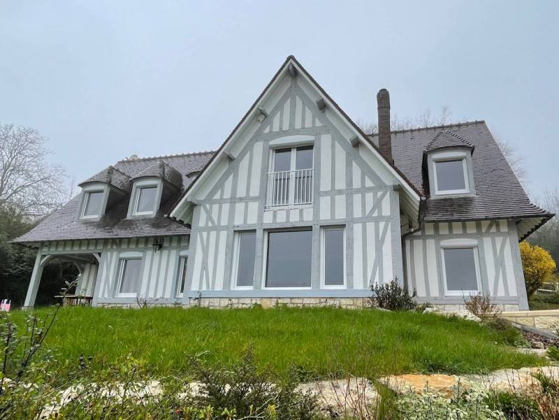 découvrez les prix pour la rénovation de façade en colombages et obtenez des conseils pour un projet réussi.