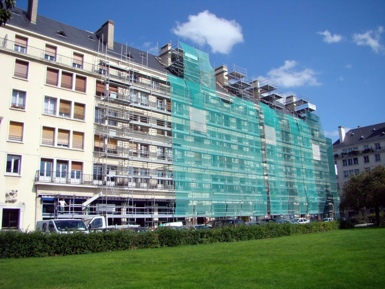 découvrez les tarifs estimés pour la rénovation d'immeubles en 2025. obtenez des conseils et un aperçu des coûts nécessaires pour vos projets de rénovation immobilière.