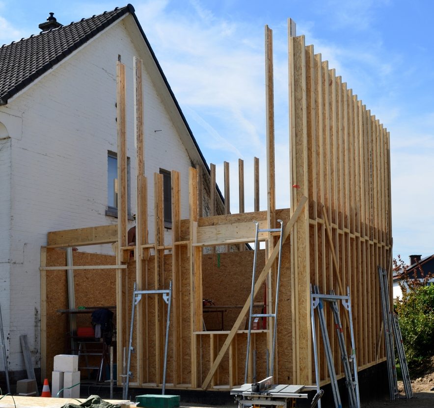 découvrez nos tarifs compétitifs pour la surélévation de maison et transformez votre espace de vie avec un expert en construction.