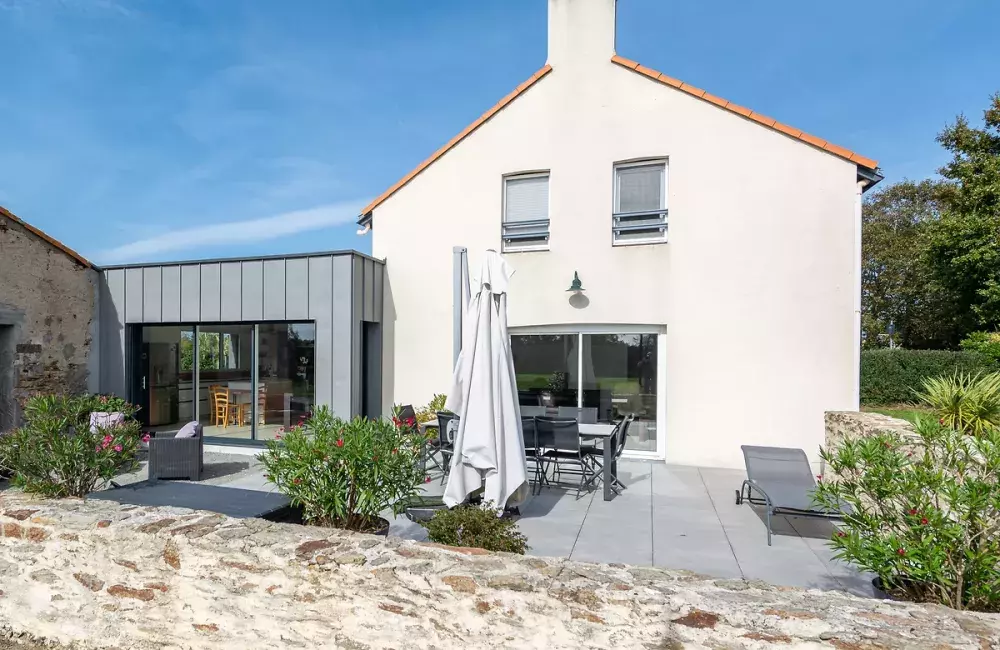 découvrez nos solutions économiques pour la surélévation de votre maison. obtenez un prix compétitif et adapté à votre projet d'agrandissement.