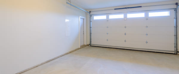 découvrez le prix pour transformer un garage en chambre confortable. estimez les coûts de rénovation, isolation, et aménagement pour un nouvel espace de vie.