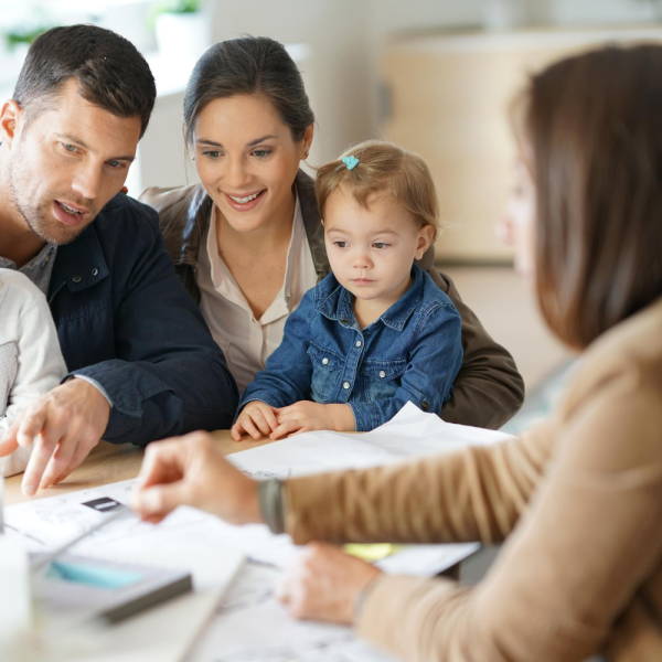 découvrez les questions clés à poser à votre architecte pour assurer le succès de votre projet de construction ou de rénovation.