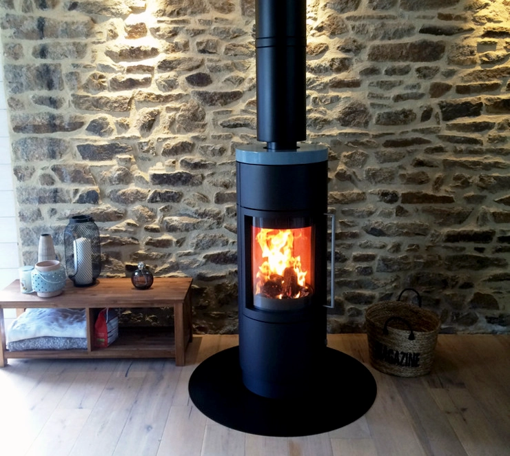 service de ramonage rapide et efficace à rennes, pour assurer la sécurité et la performance de vos cheminées et poêles. intervention professionnelle garantie.