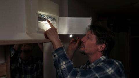 découvrez nos conseils pratiques pour bien réagir en cas de coupure de courant et assurer votre sécurité rapidement.