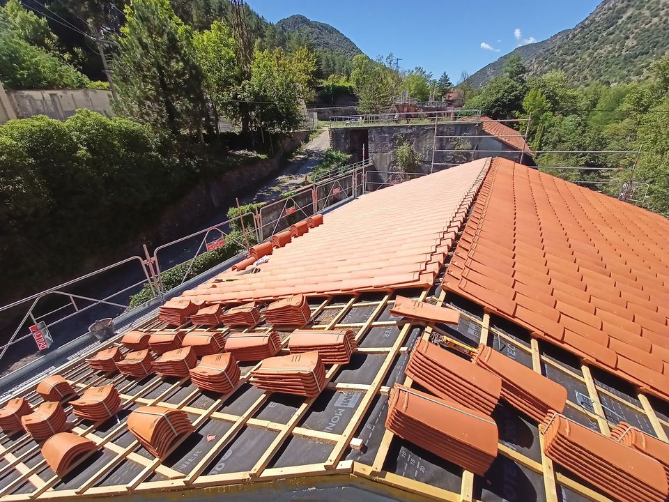 services professionnels de réfection de toitures pour restaurer, réparer et entretenir votre couverture avec qualité et durabilité.