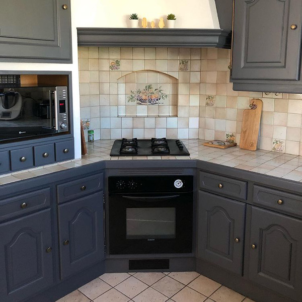 découvrez des astuces et idées tendance pour relooker votre cuisine facilement et créer un espace moderne et convivial.