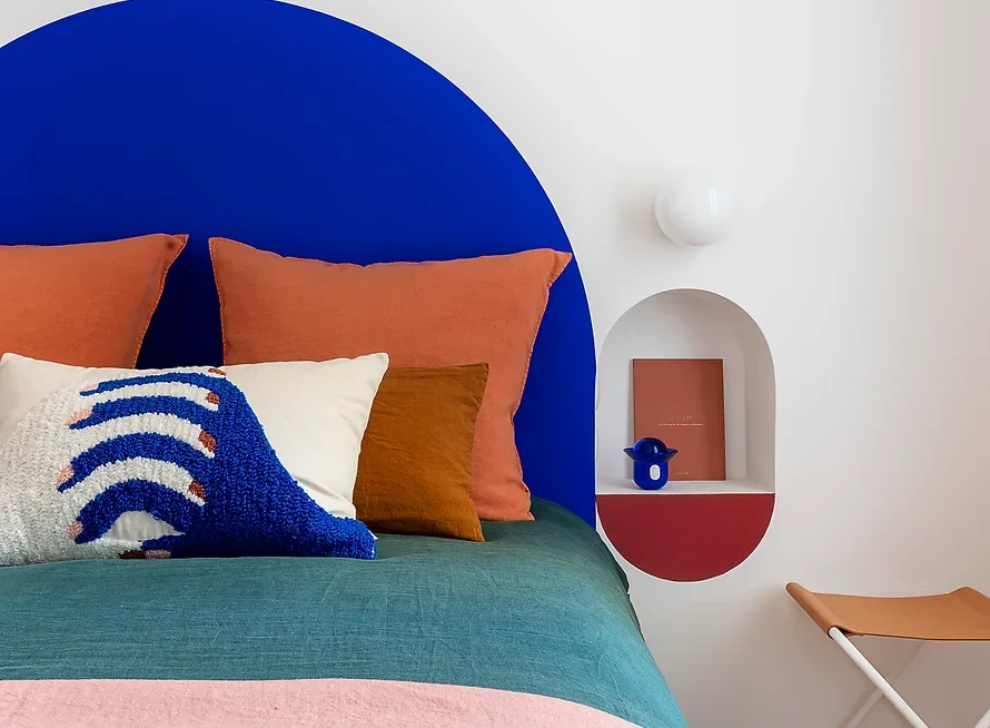 découvrez des astuces simples et économiques pour relooker votre chambre pas cher et lui offrir un nouveau style sans vous ruiner.