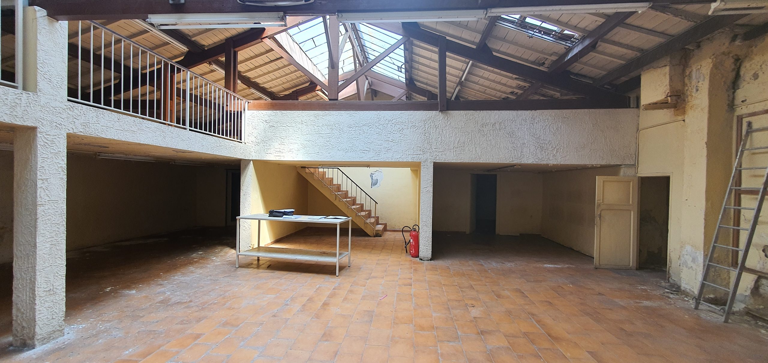 découvrez nos services professionnels de rénovation à nice pour transformer votre maison avec qualité et savoir-faire. devis gratuit et personnalisé.