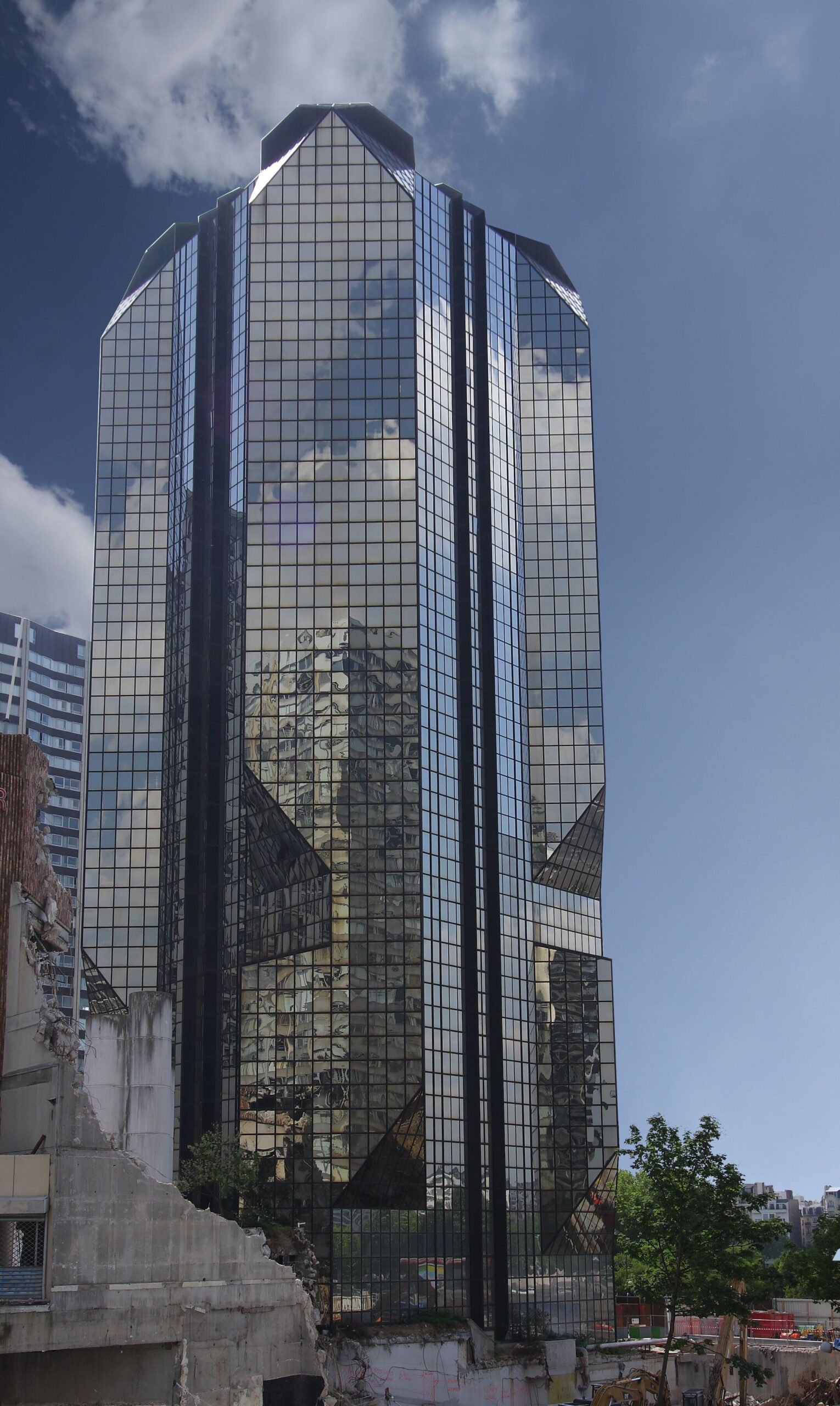 expert en rénovation de bâtiment sur mesure à paris 15, nous transformons vos espaces avec qualité et savoir-faire personnalisé pour répondre à tous vos projets.