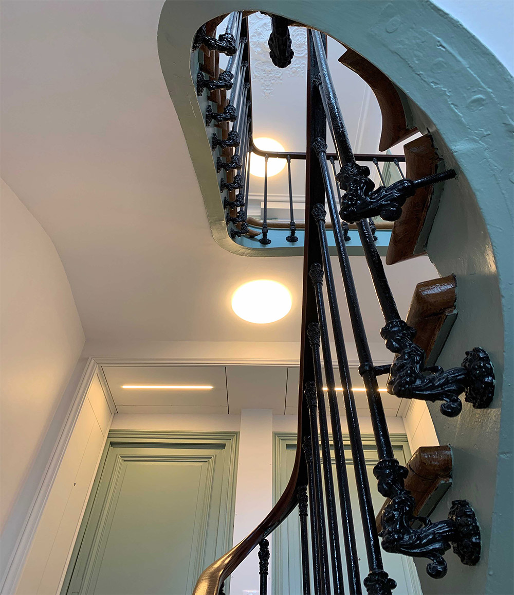renovation cage descalier paris et ile de france 1 expert en rénovation de cage d’escalier à paris et en île-de-france, nous transformons votre espace avec qualité et savoir-faire. demandez votre devis personnalisé dès aujourd’hui !