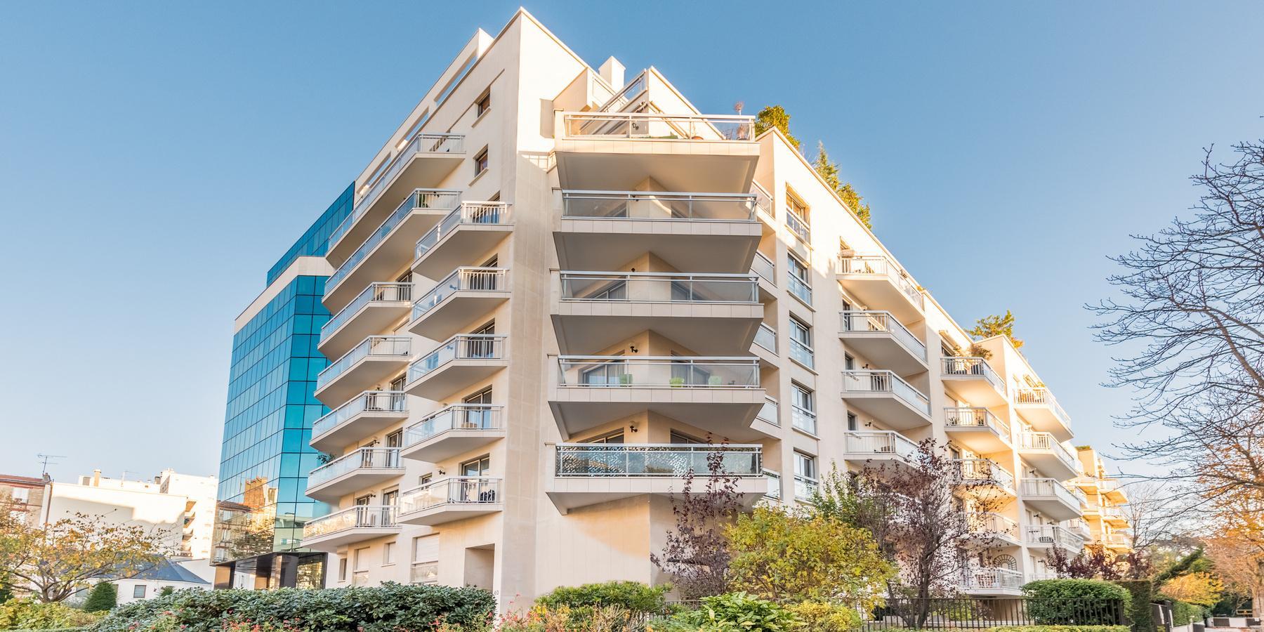 spécialistes en rénovation de cages d’escalier à paris et en île-de-france, nous transformons vos escaliers avec expertise et qualité. devis gratuit et personnalisé.