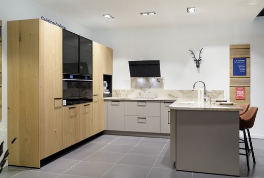 service professionnel de rénovation de cuisine à sainte-geneviève-des-bois. transformez votre espace avec des solutions sur mesure et un savoir-faire local de qualité.