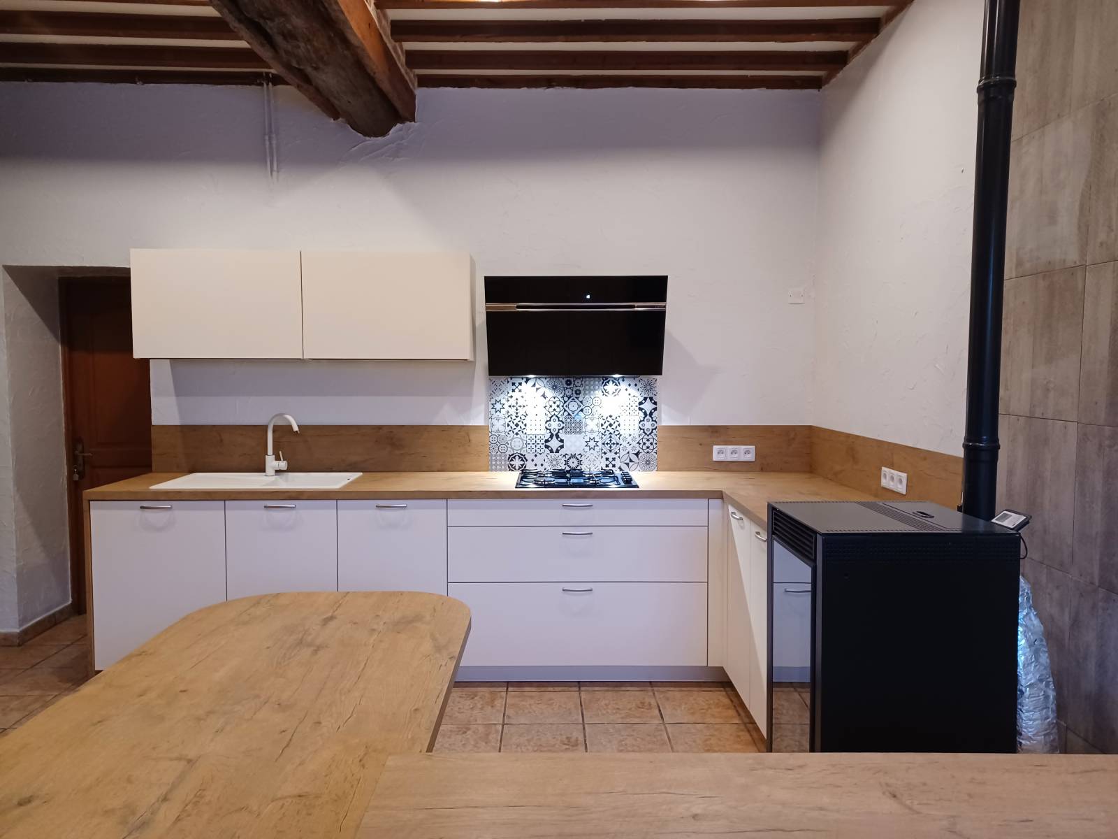 découvrez nos services de rénovation de cuisine à vélizy pour transformer votre espace en un lieu moderne, fonctionnel et esthétique.