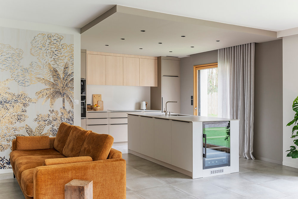découvrez nos services de rénovation pour une cuisine moderne à notre-dame-de-la-mer. transformez votre espace culinaire avec design, fonctionnalité et style contemporain.