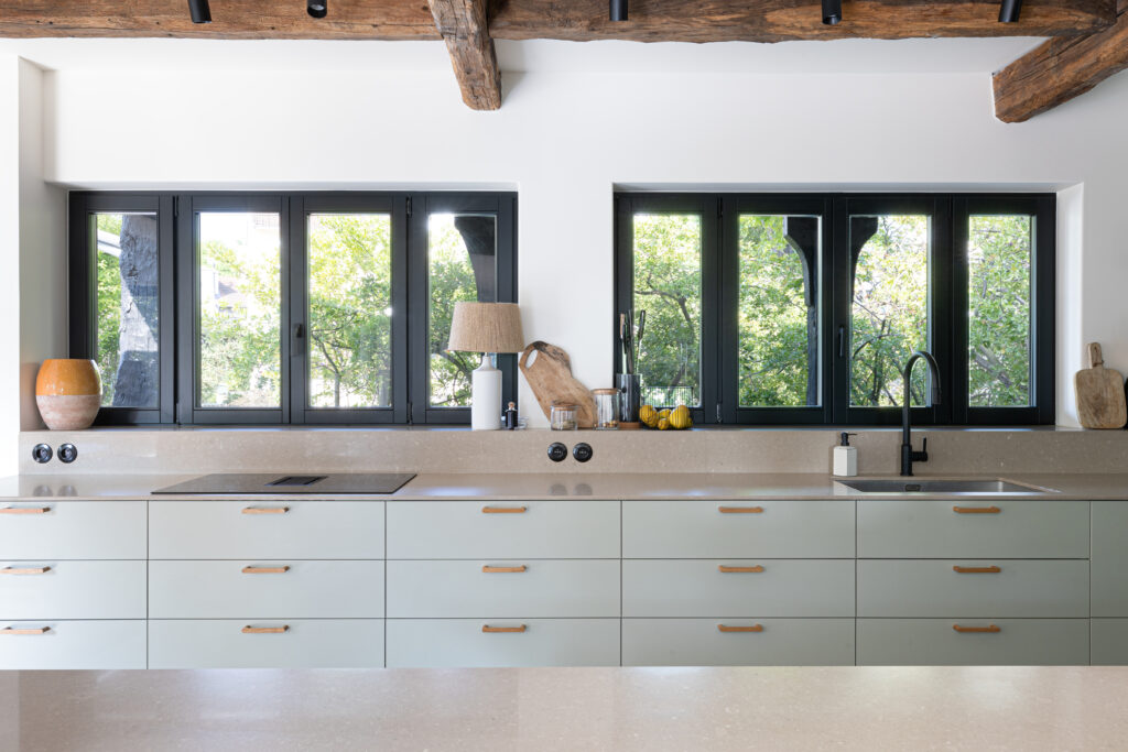 découvrez notre guide essentiel pour la rénovation de cuisine à montchauvet, avec des conseils pratiques et des idées inspirantes pour transformer votre espace culinaire.